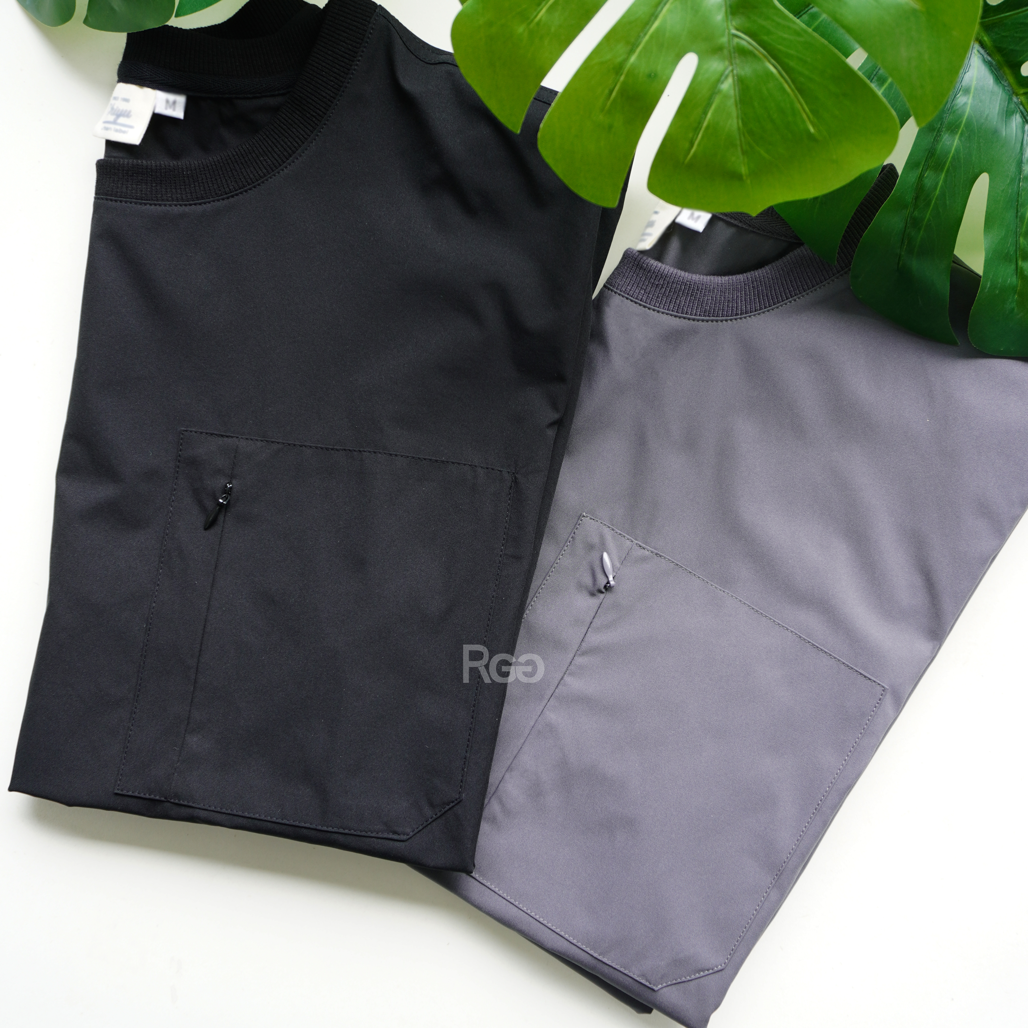 #023 速乾涼感 側開衩 口袋 短T