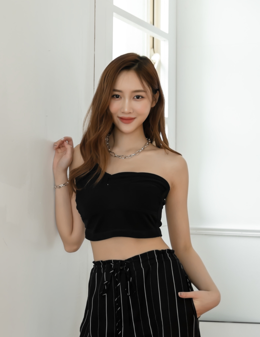 斜單肩針織短版上衣（黑色/3尺寸）