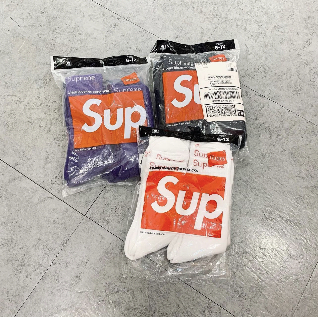 Supreme Hanes Crew Socks【4 Pack】各色