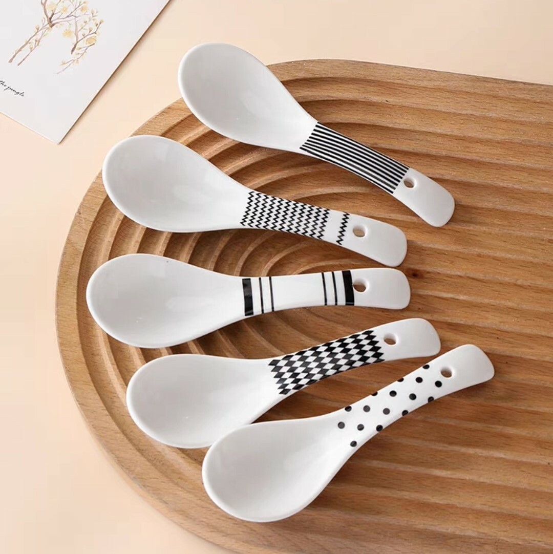 簡約時尚風陶瓷湯匙(五件組)