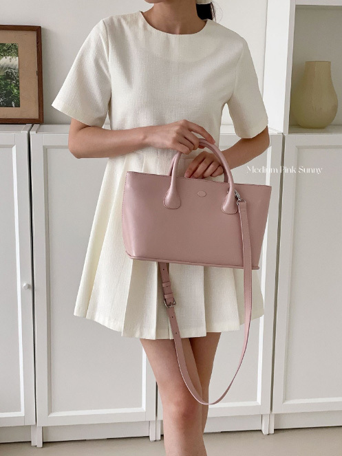 ☆韓国の人気☆【THE ALLY】☆バッグ☆sunny medium ba.g☆ The Ally Sunny Bag