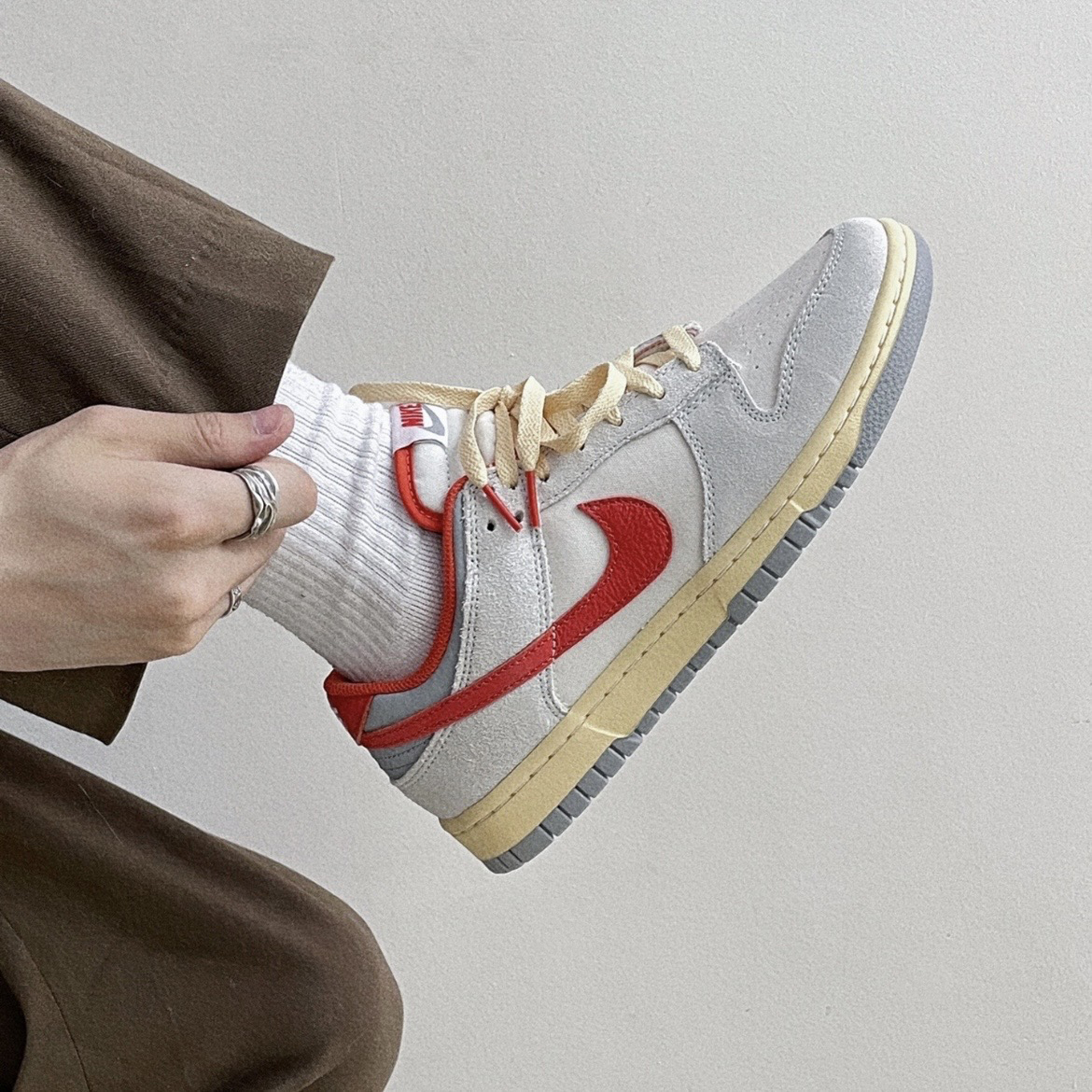 Nike Dunk Low 白灰橙 復古 奶油底 FJ5429-133