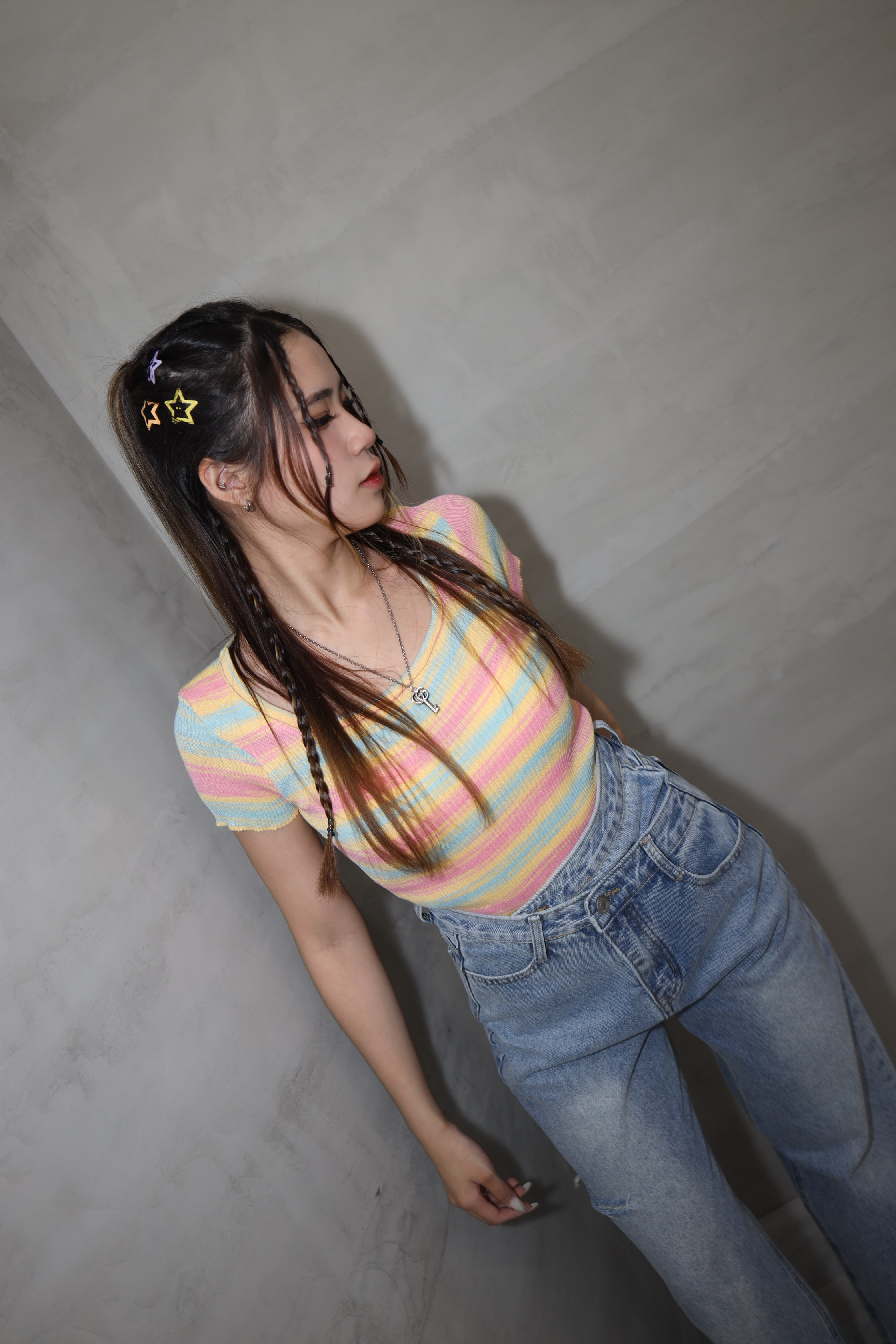 復古彩虹撞色條紋上衣