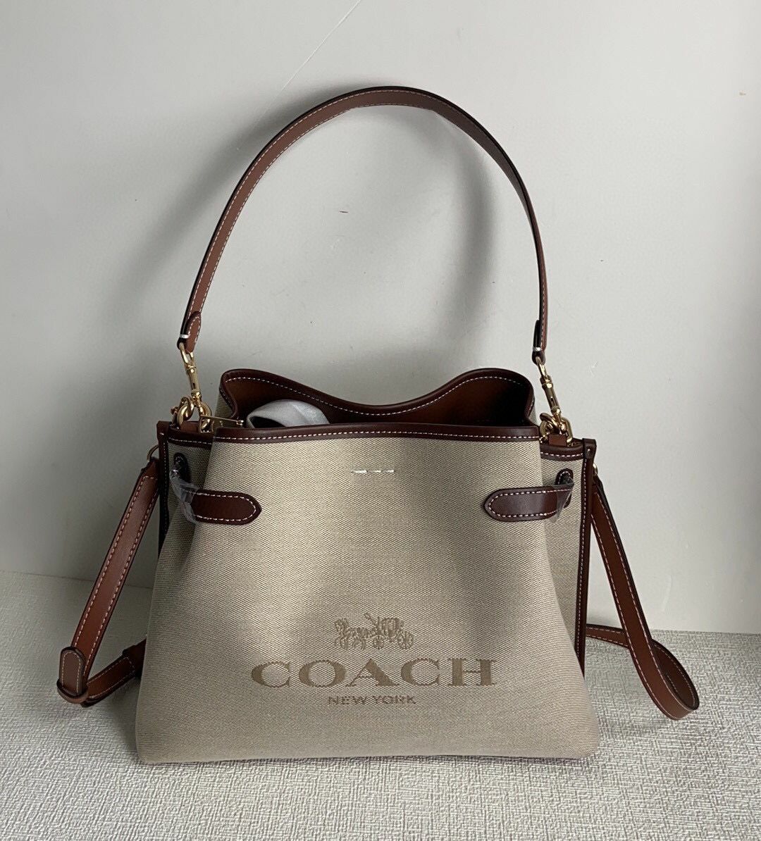 Coach🆕CH190 Hanna shoulder bag