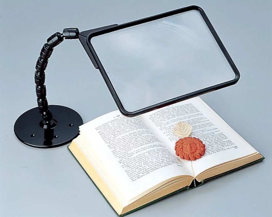【日本進口】可調式大尺寸閱讀放大鏡