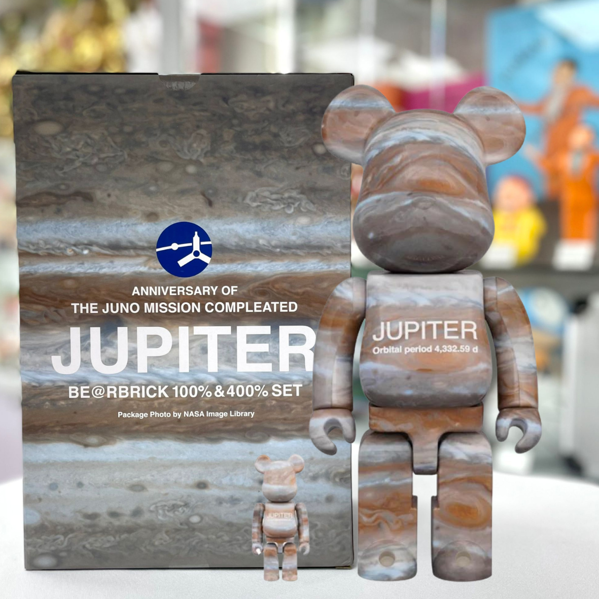 JUPITER BE@RBRICK 100％ & 400％-