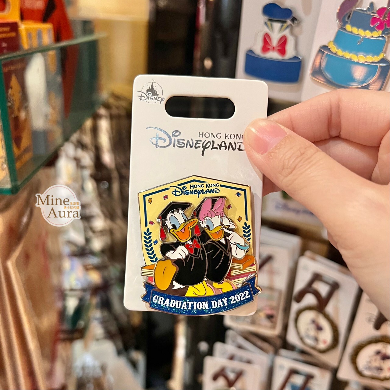唐老鴨 Donald 黛西 Daisy 畢業 學士帽 造型 徽章 PIN -香港迪士尼樂園