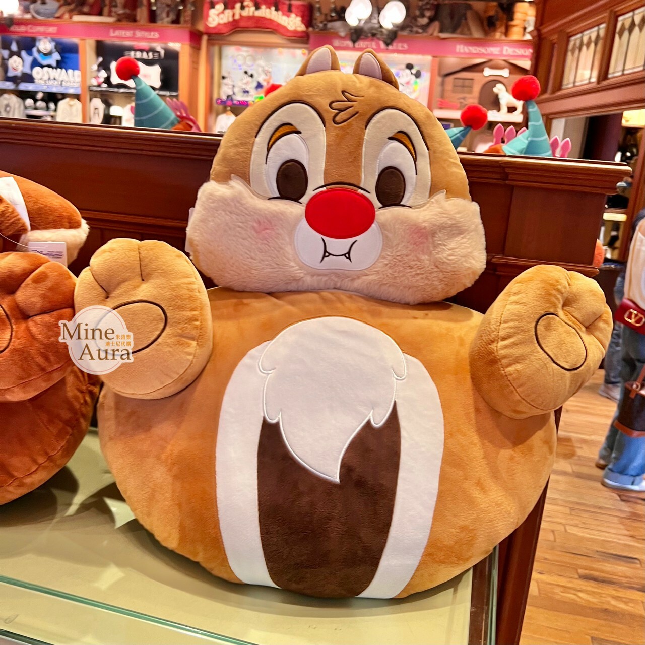 紅鼻 蒂蒂 Dale 腰墊 頸枕靠墊組 汽車用品 奇奇蒂蒂 Chip 'n Dale -香港迪士尼樂園