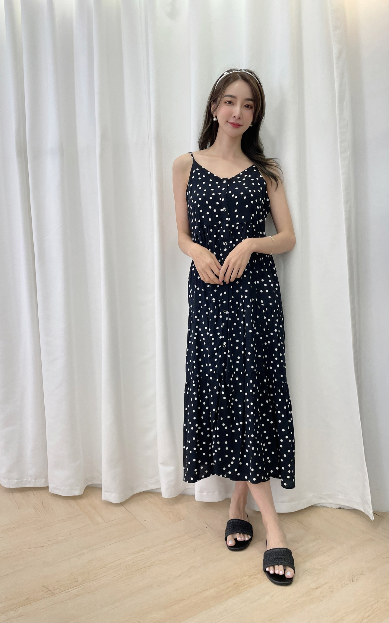 細肩帶層次輕薄長洋