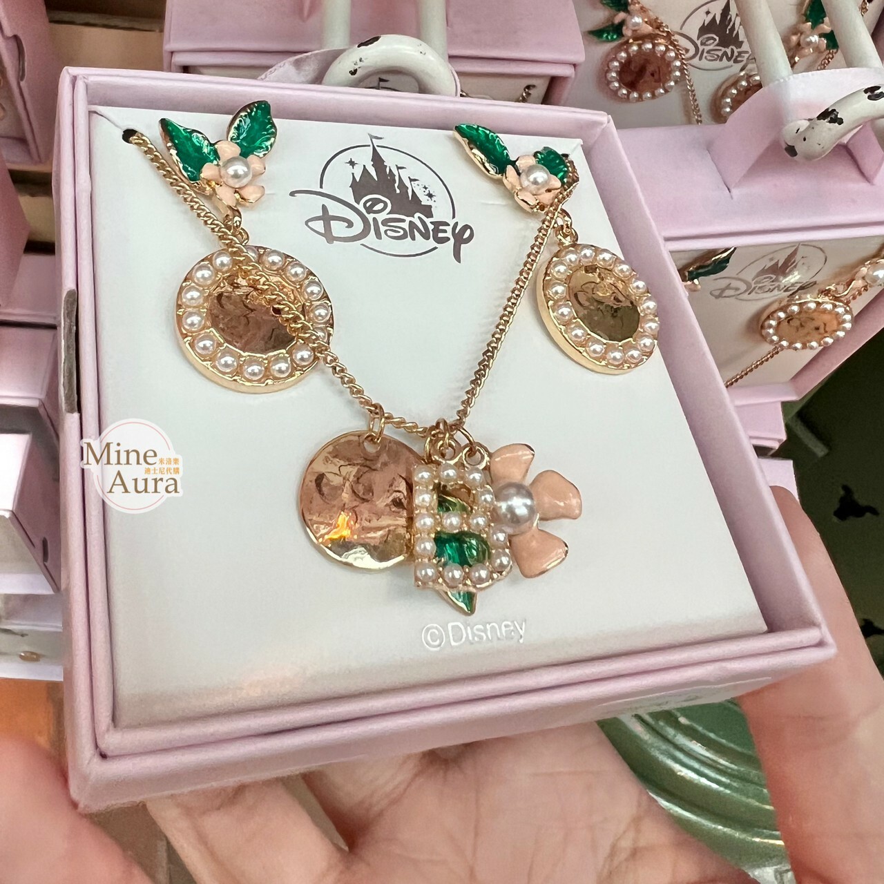 圓牌 珍珠花朵 字母B 墜飾 項鍊 + 耳環 組 (盒裝) 小鹿斑比 Bambi -香港迪士尼樂園