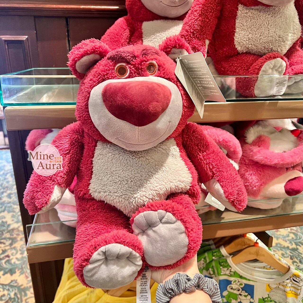 (現貨) 熊抱哥 Lotso M號 娃娃 玩偶 有草莓味 玩具總動員 Toy Story -香港迪士尼樂園
