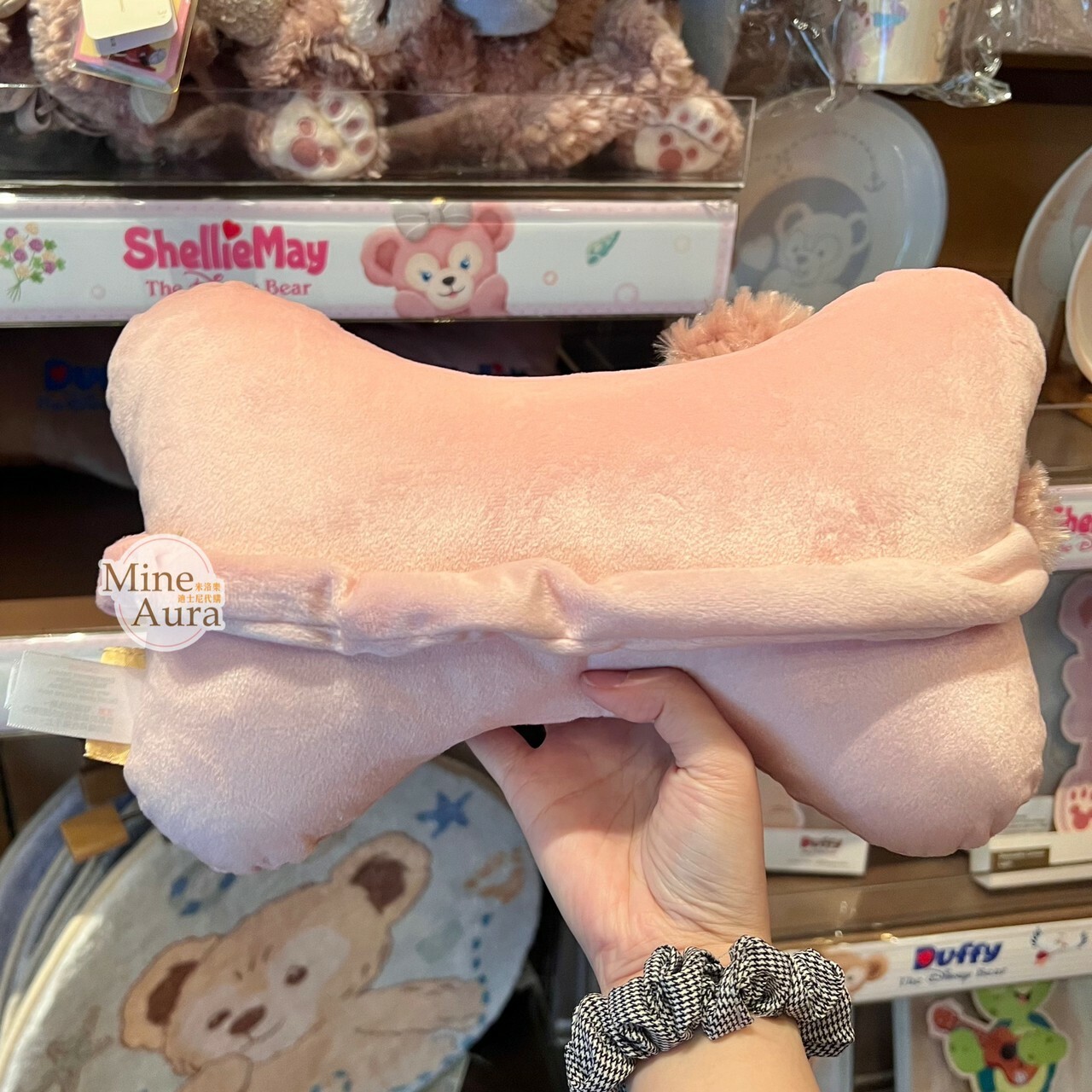 雪莉玫 ShellieMay 絨毛大頭 骨頭造型 頸枕 汽車用品 -香港迪士尼樂園