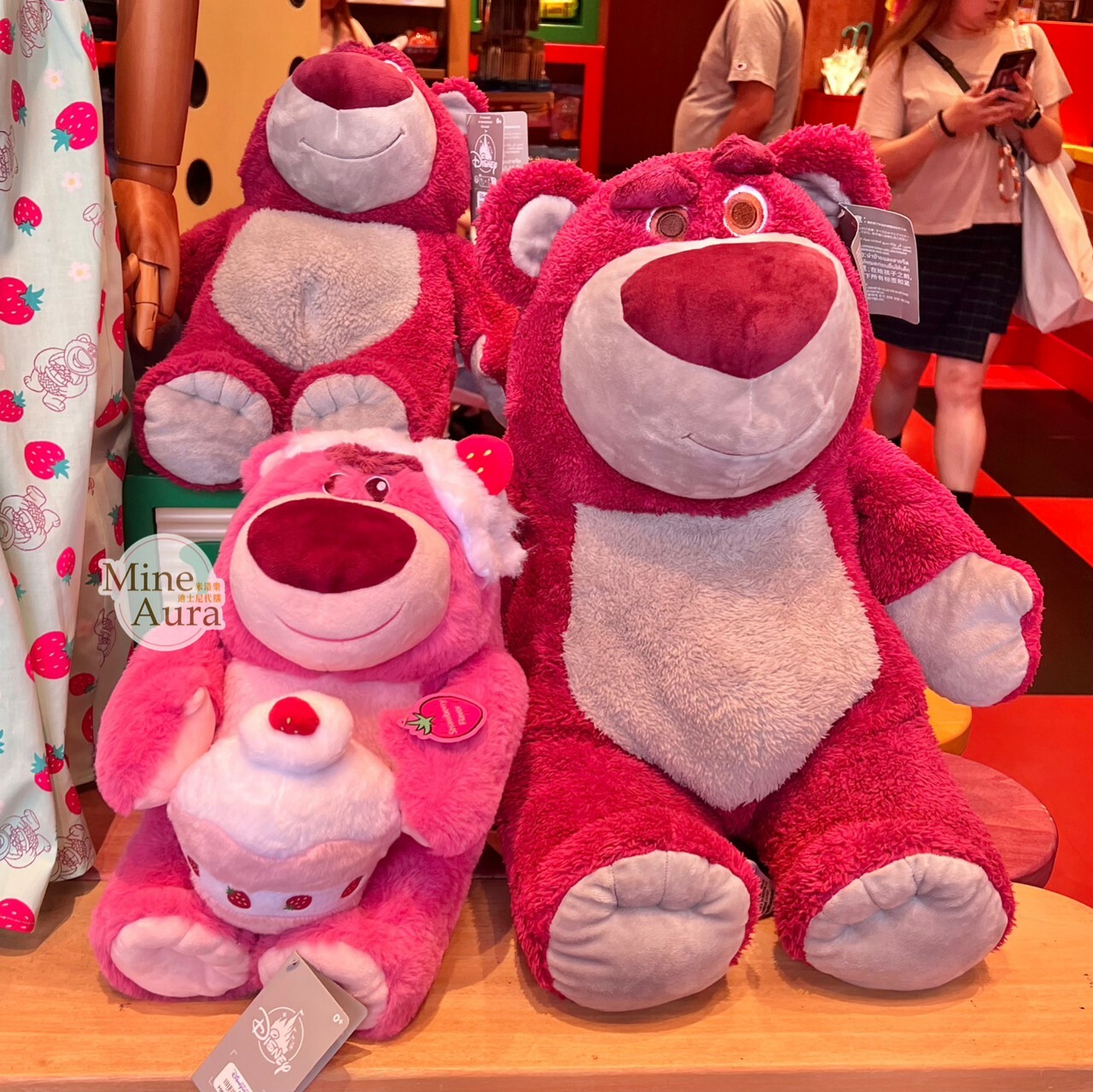 熊抱哥 Lotso 蛋糕造型 M號 娃娃 玩偶 有草莓味 玩具總動員 Toy Story -香港迪士尼樂園