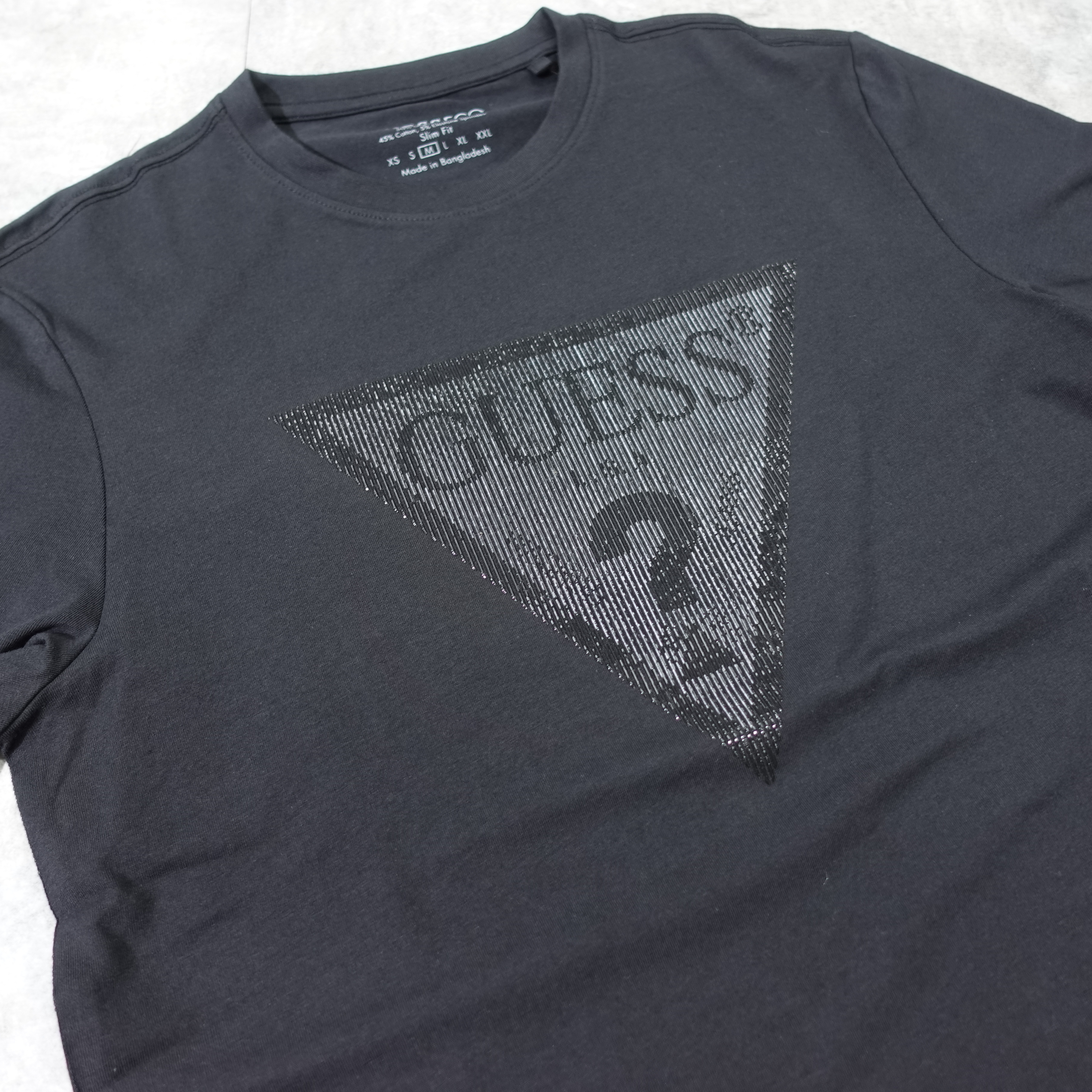 Guess Shiny Gel Triangle Tee
