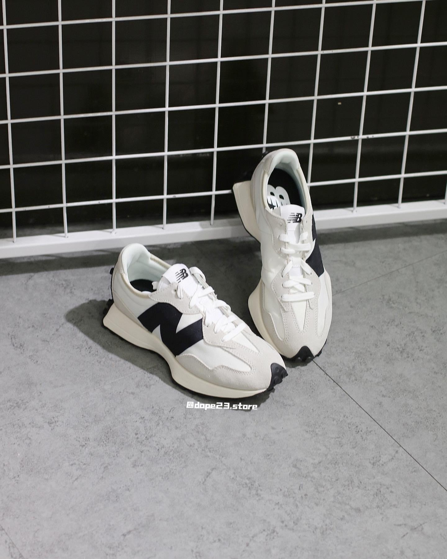 New Balance 327 Sea Salt Black  MS327FE