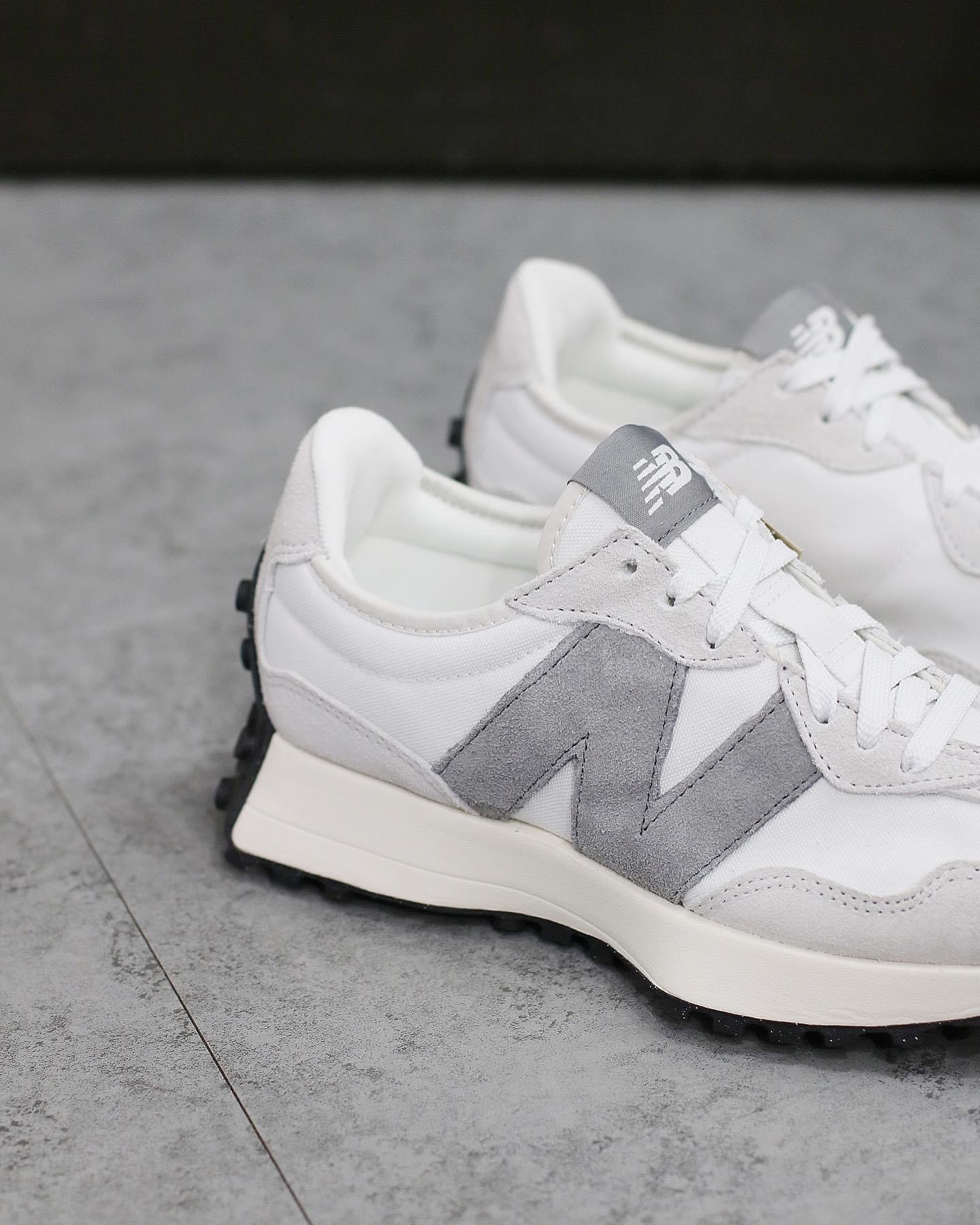 New Balance 327 Nimbus Cloud 米白灰 MS327WE