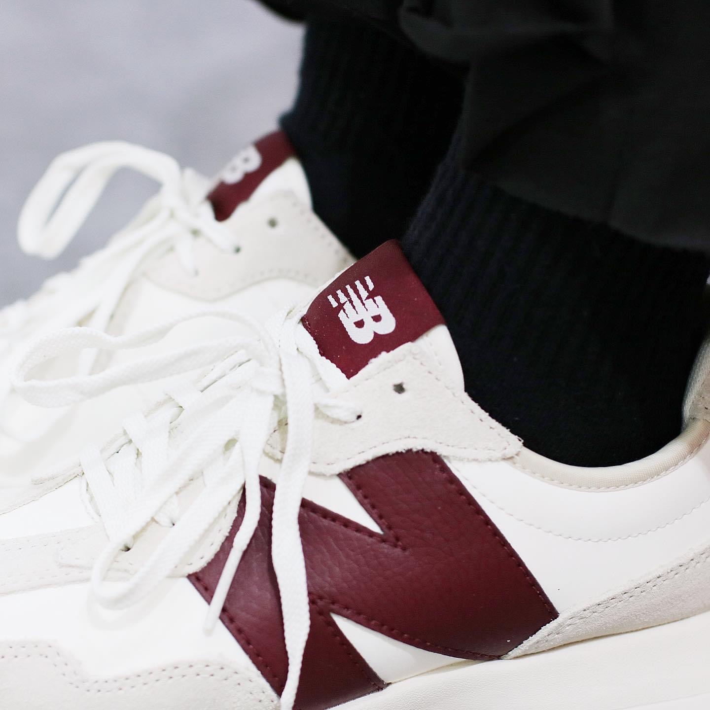 New Balance 327 Burgundy 22センチ 未開封新品 楽天市場