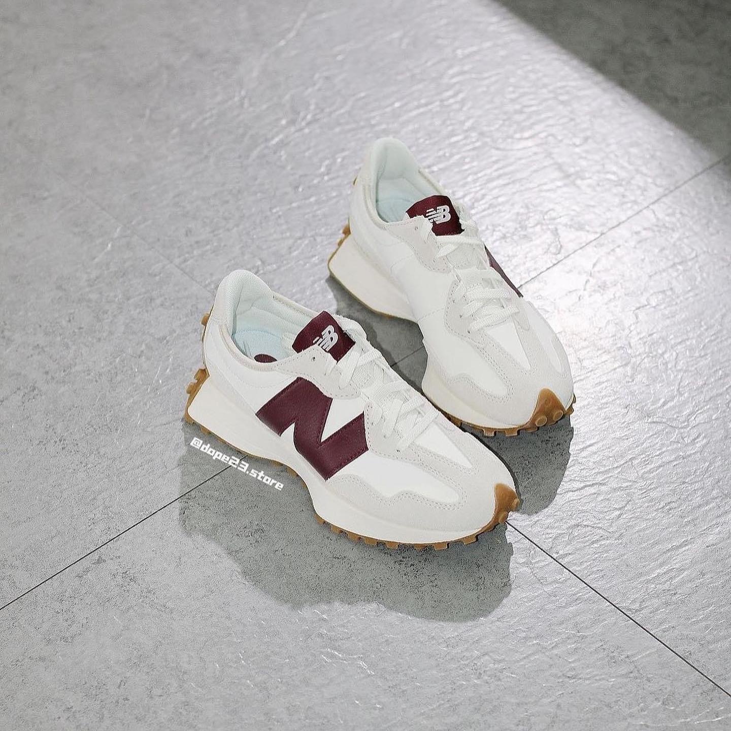 New Balance 327 Moonbeam Classic Burgundy WS327KA