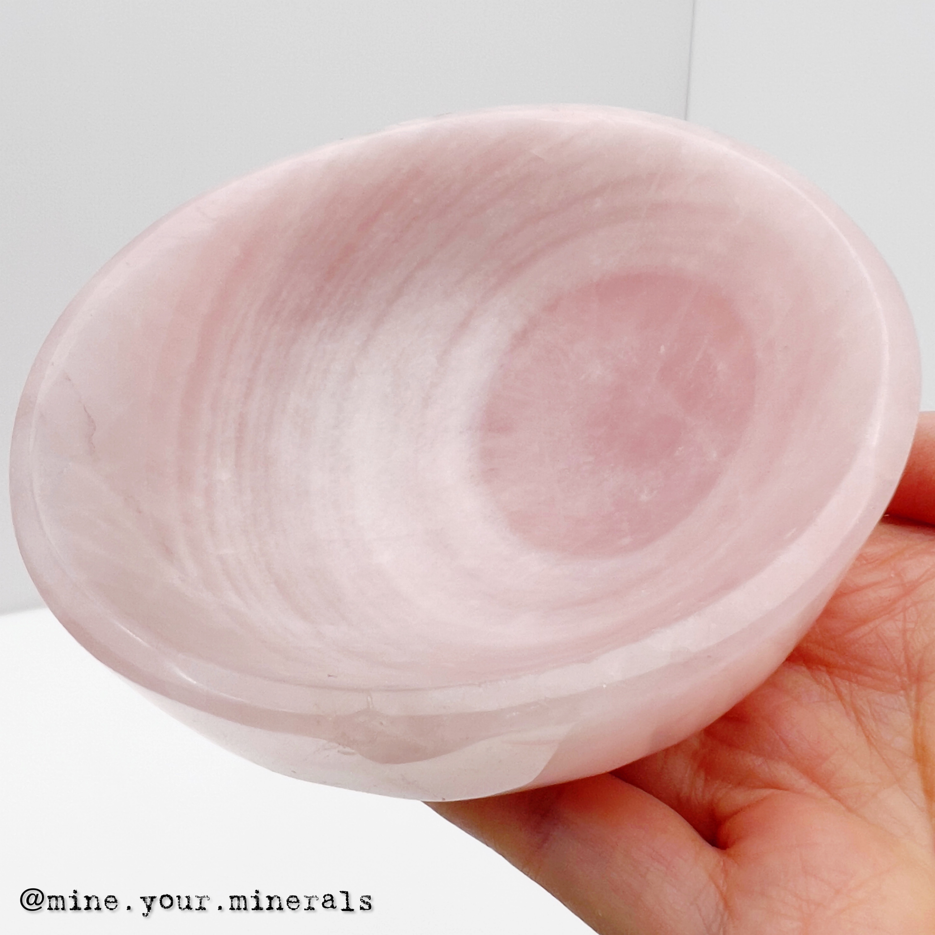 粉水晶碗