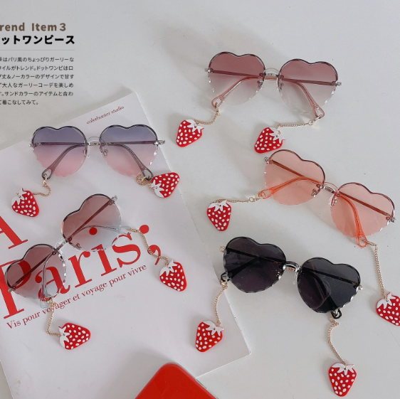 Love strawberry glasses