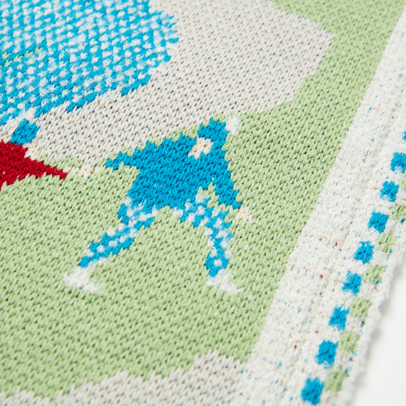 [Empty Cones] Running around the Jiaming Lake Tapestry