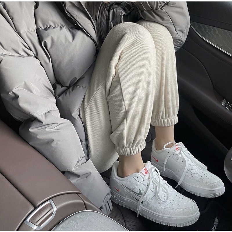 Nike Air Force 1 Low 白色 城堡灰 多勾 刺繡 AF1 歐美限定 DO6486-100