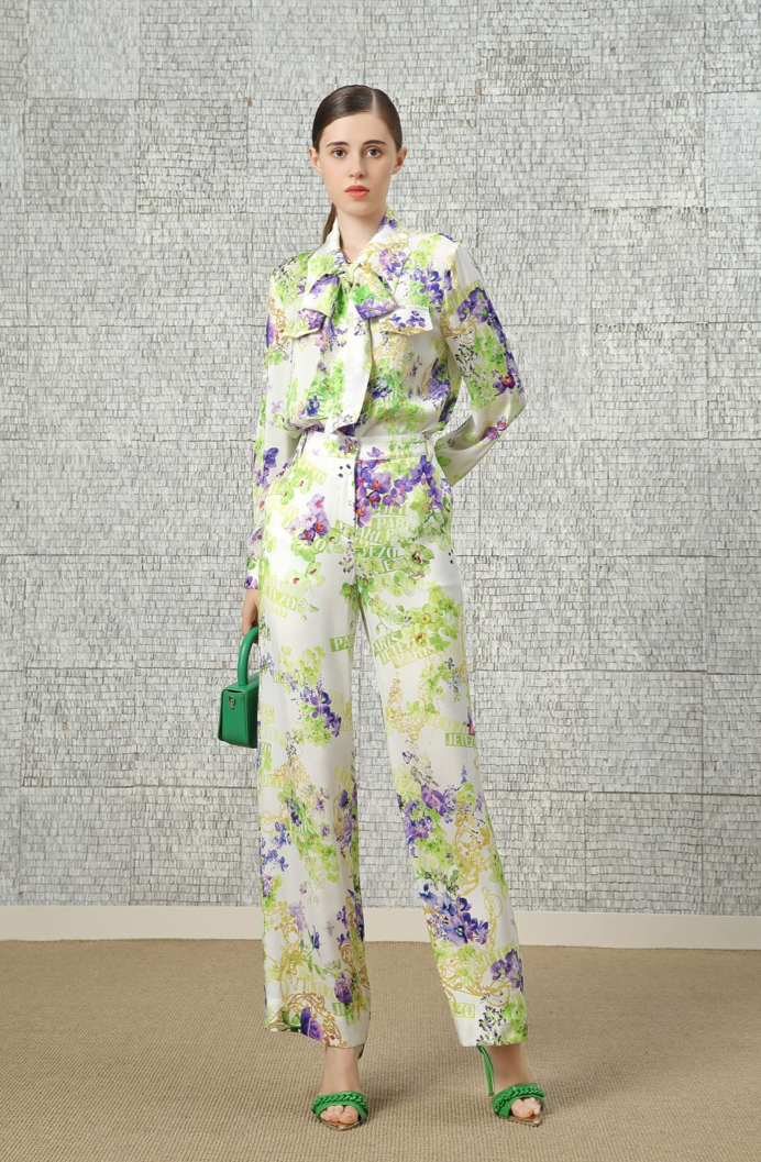 BC1EB050A1 浪漫農夫紫花旅行logo衫 (附領巾)