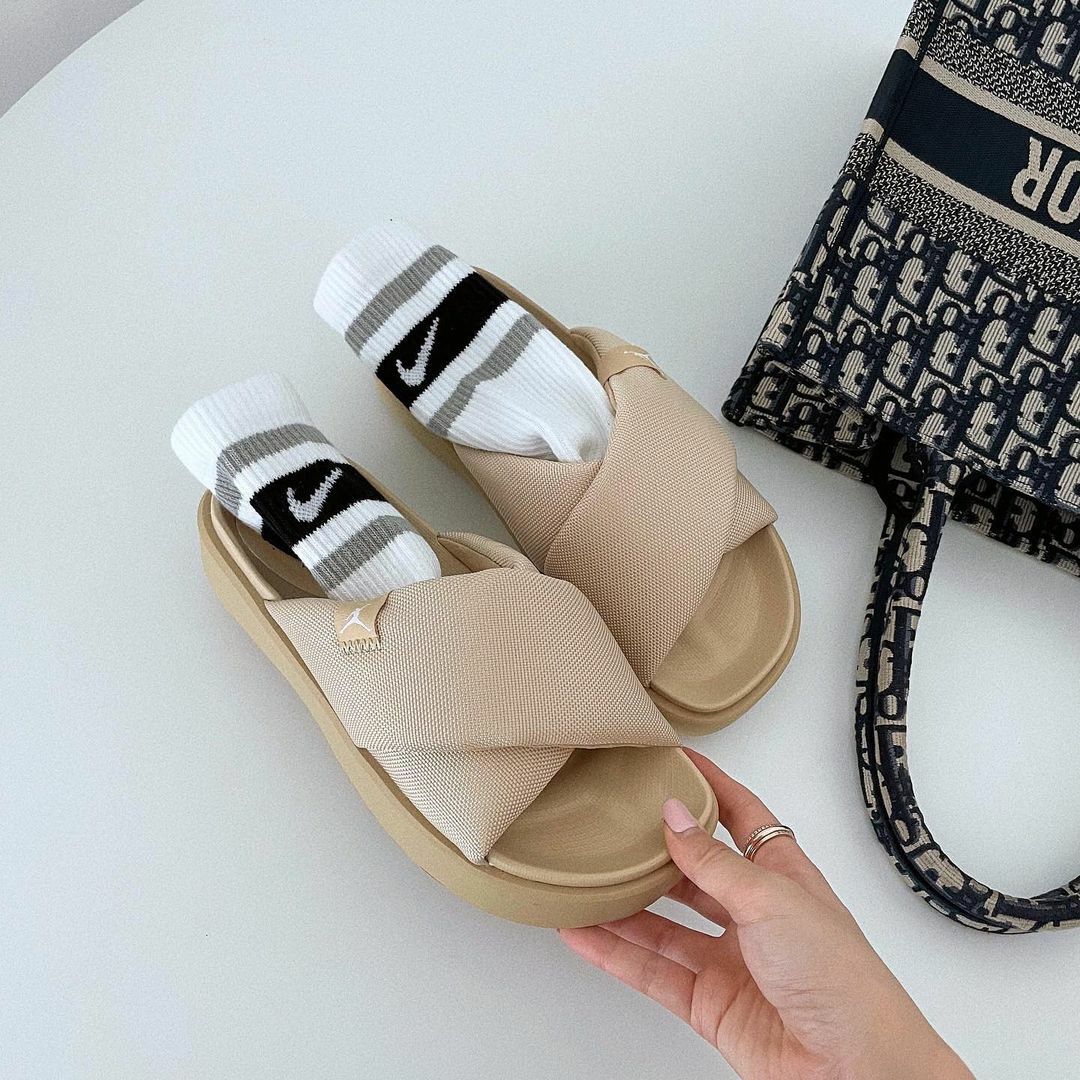 Nike Air Jordan Sophia 奶茶 裸膚 拖鞋 胖胖拖鞋 交叉 厚底拖鞋 增高 DD9277-212