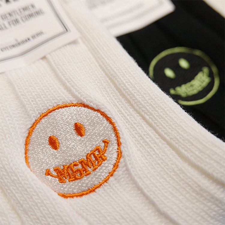 MSMR 笑臉布標中筒襪｜白色 新版