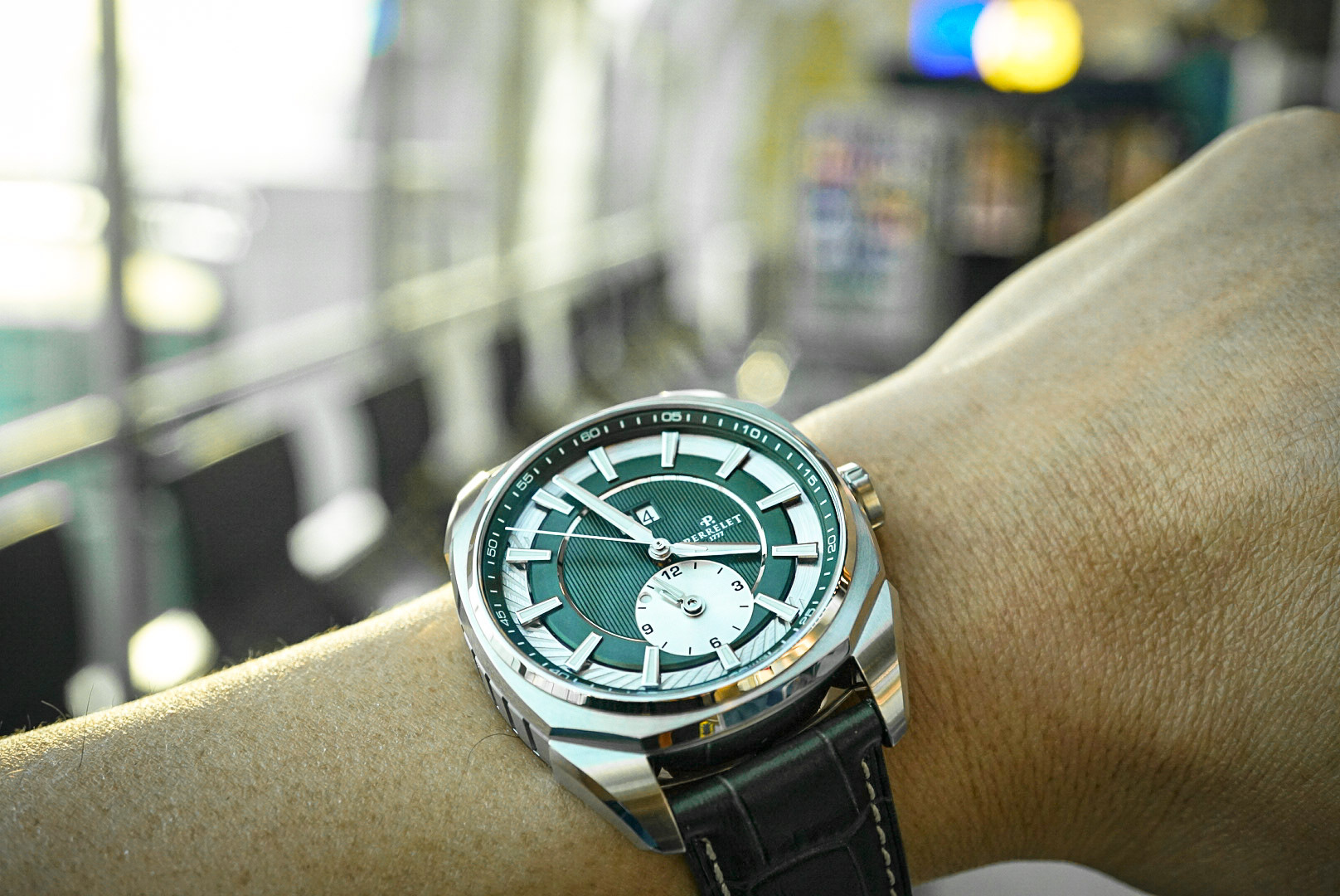 環形動力實驗室系列｜環形動力雙時區腕錶-翠綠版本－A1101/5