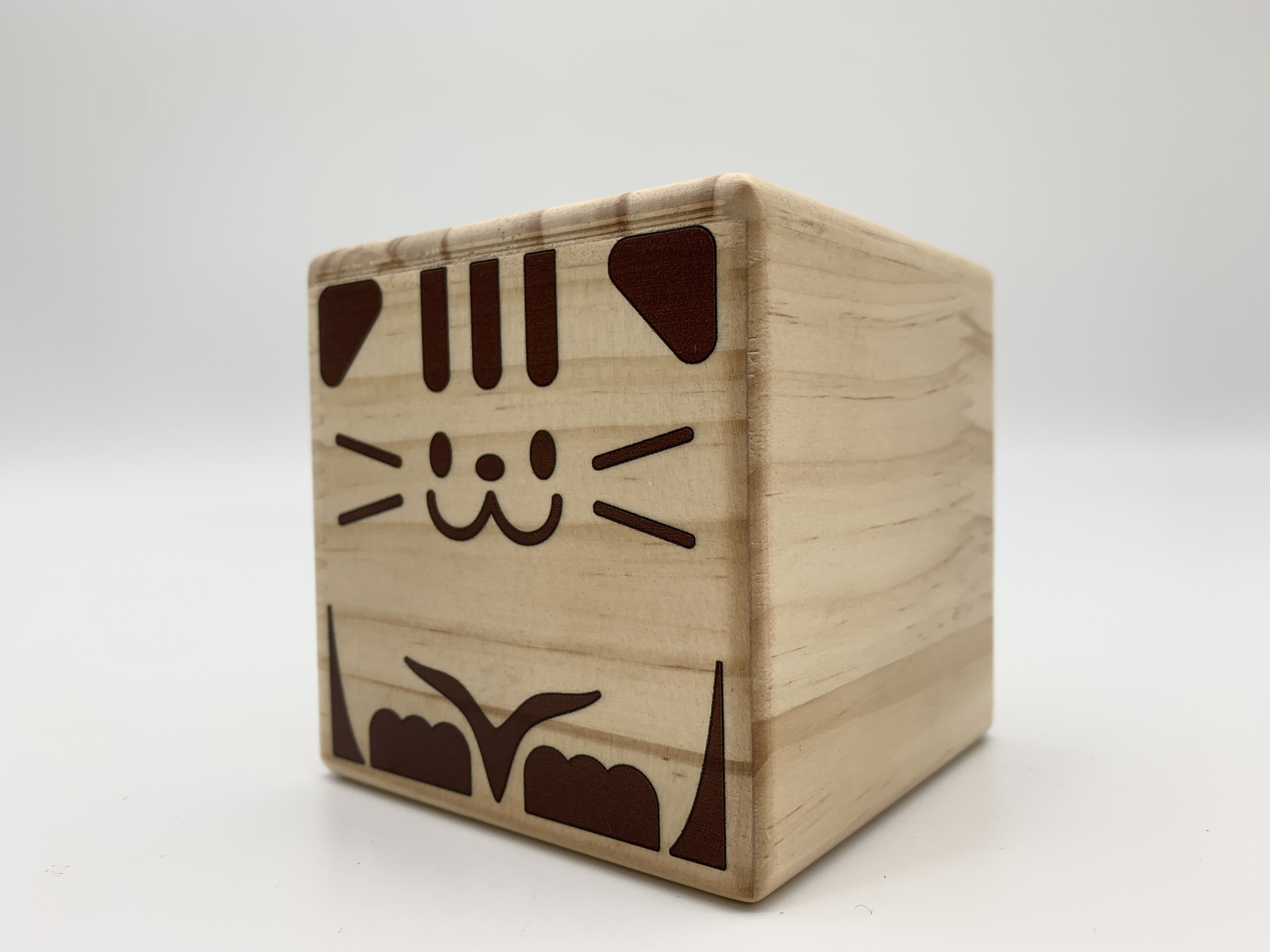 讓繪本有聲化的法器——貓咪無限故事機*