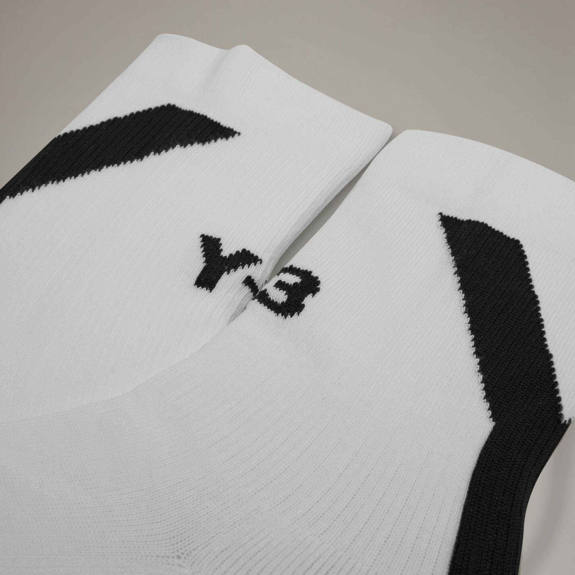 【 Y-3 SOCK HI 長襪 - 白 】