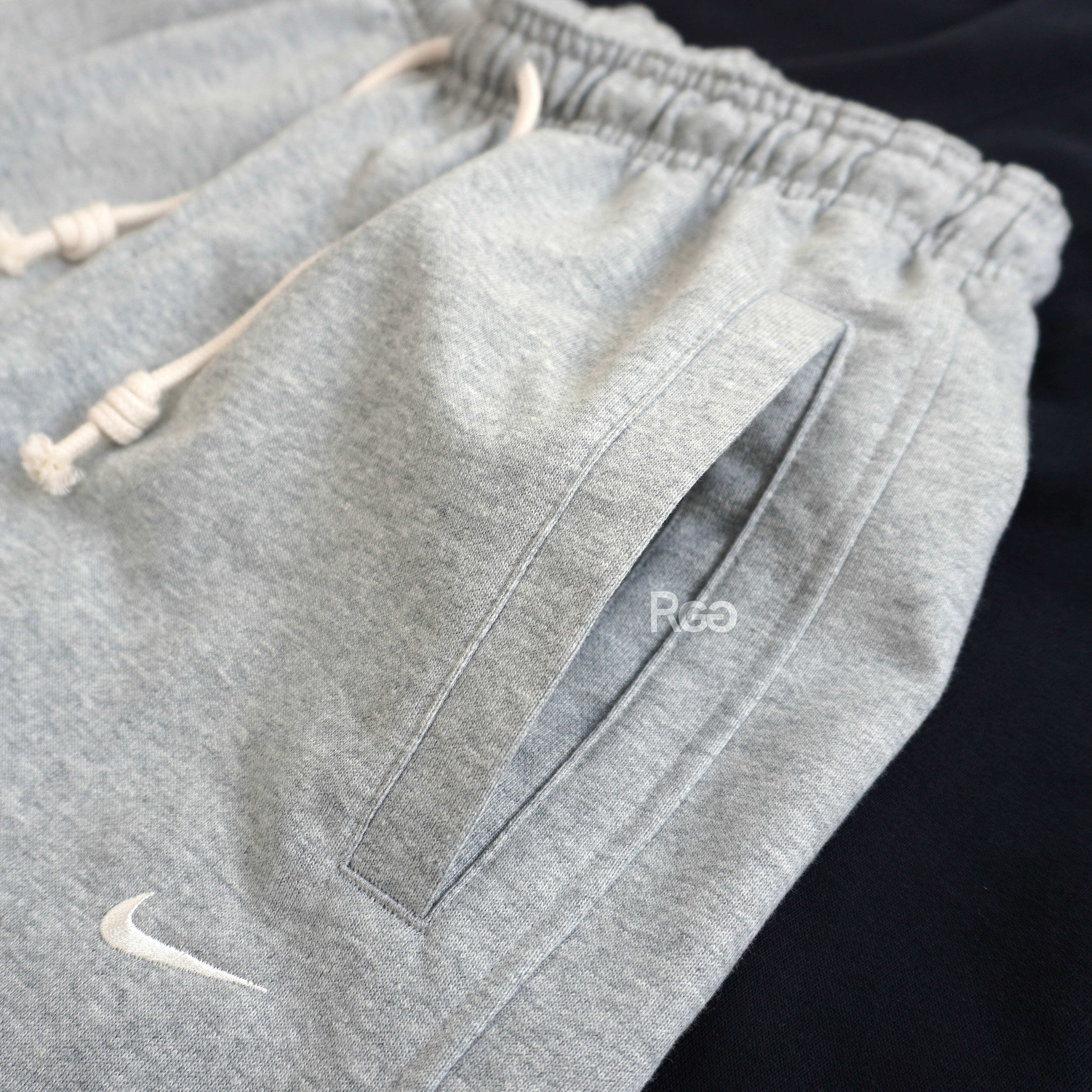 Nike Dri-FIT Standard Issue棉褲口袋照