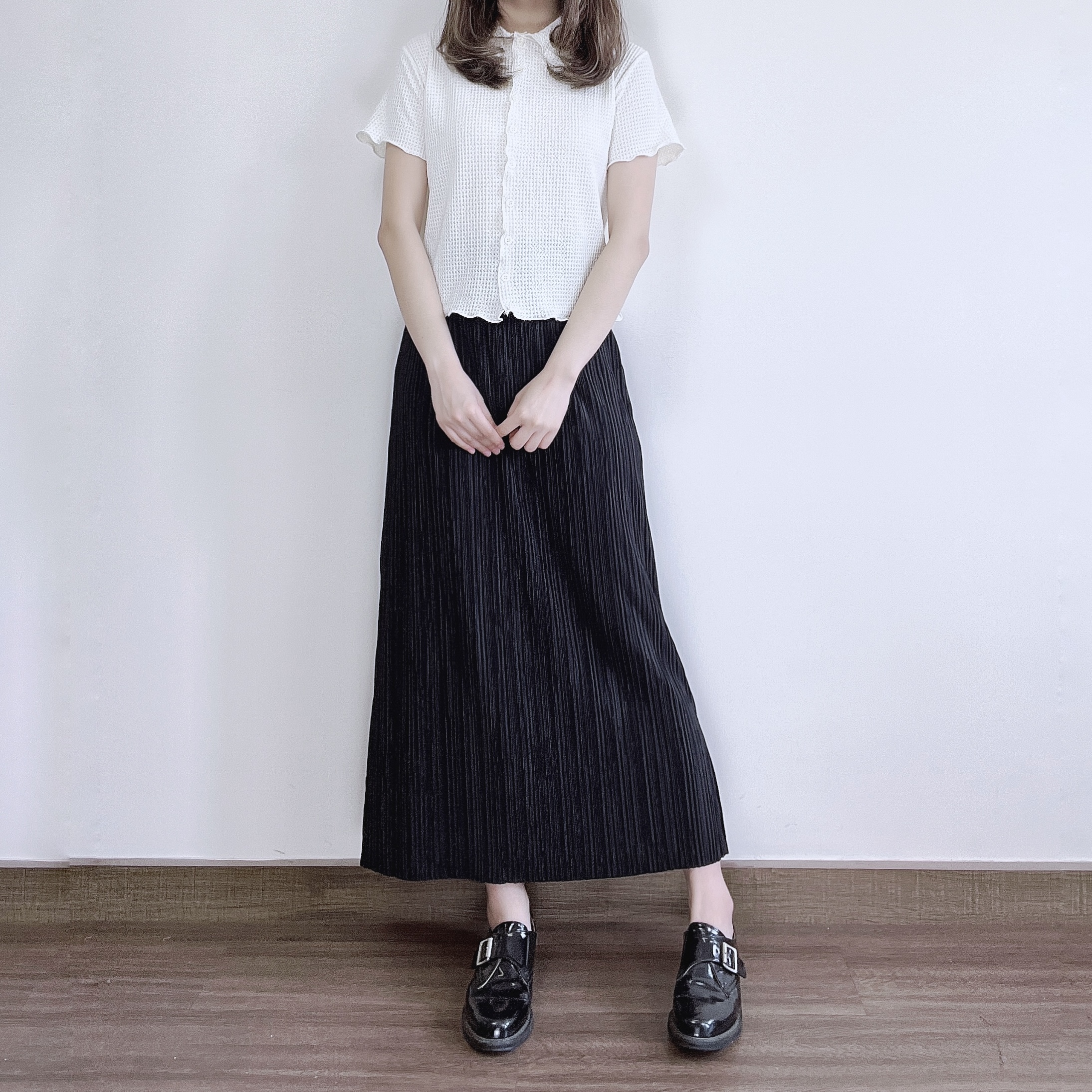 現貨 | 直坑紋小開叉半身裙