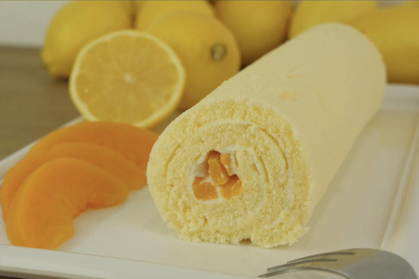 Pure Pandan 檸檬蜜桃卷