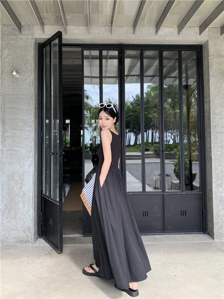 休閒性感 螺紋背心收腰洋裝(黑/白)