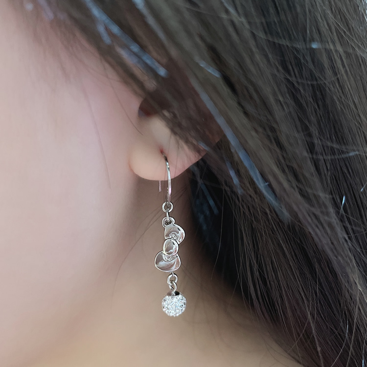 23037-KT Sanrio Hello Kitty x Lucy 耳環 #SE23 銀色