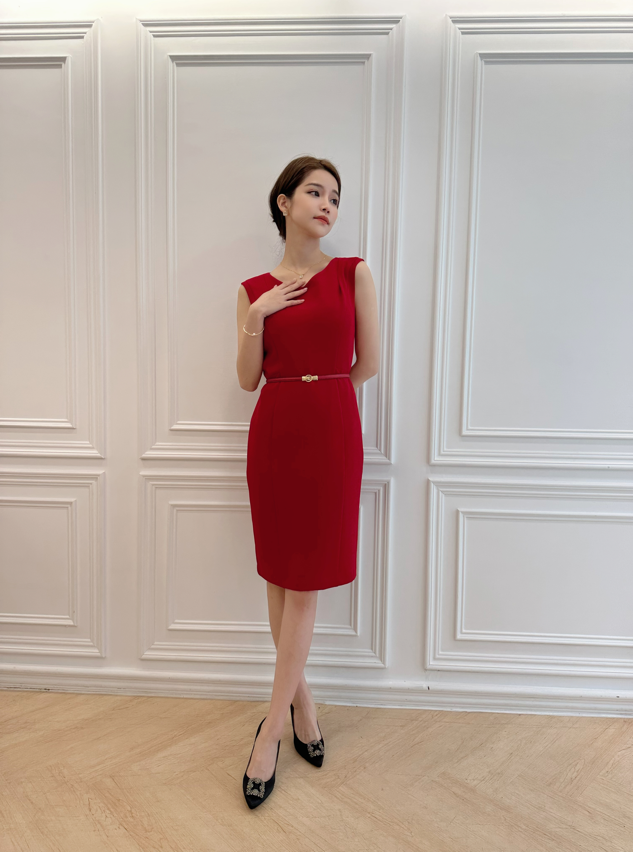 (優雅首選)率性縫線合身洋