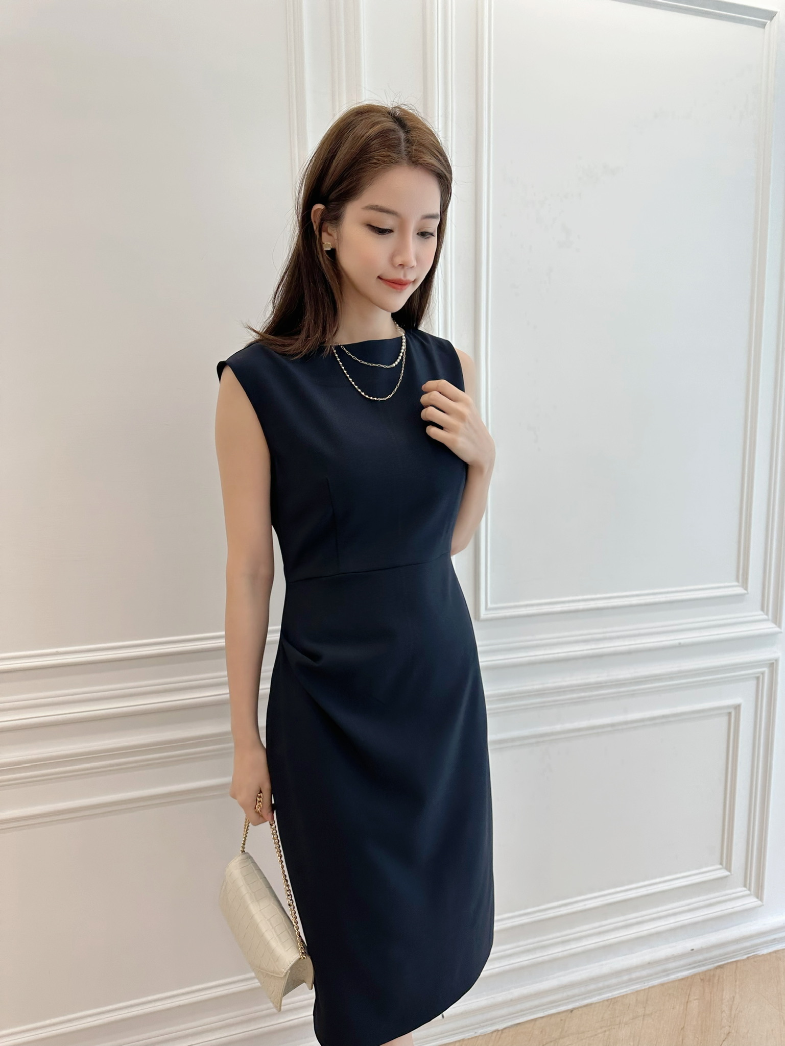 平領側折線洋裝