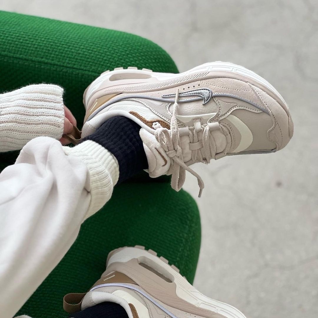 Nike Air Max Bliss 焦糖鬆餅 奶茶色 大地 銀粉勾 白色 氣墊 老爹鞋 FB1860-101