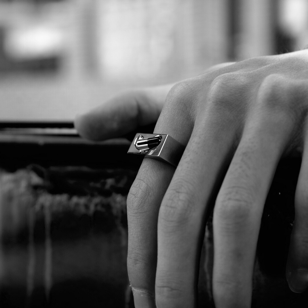 Fe3c Addicted Ring 藥癮 藥丸戒指 方戒