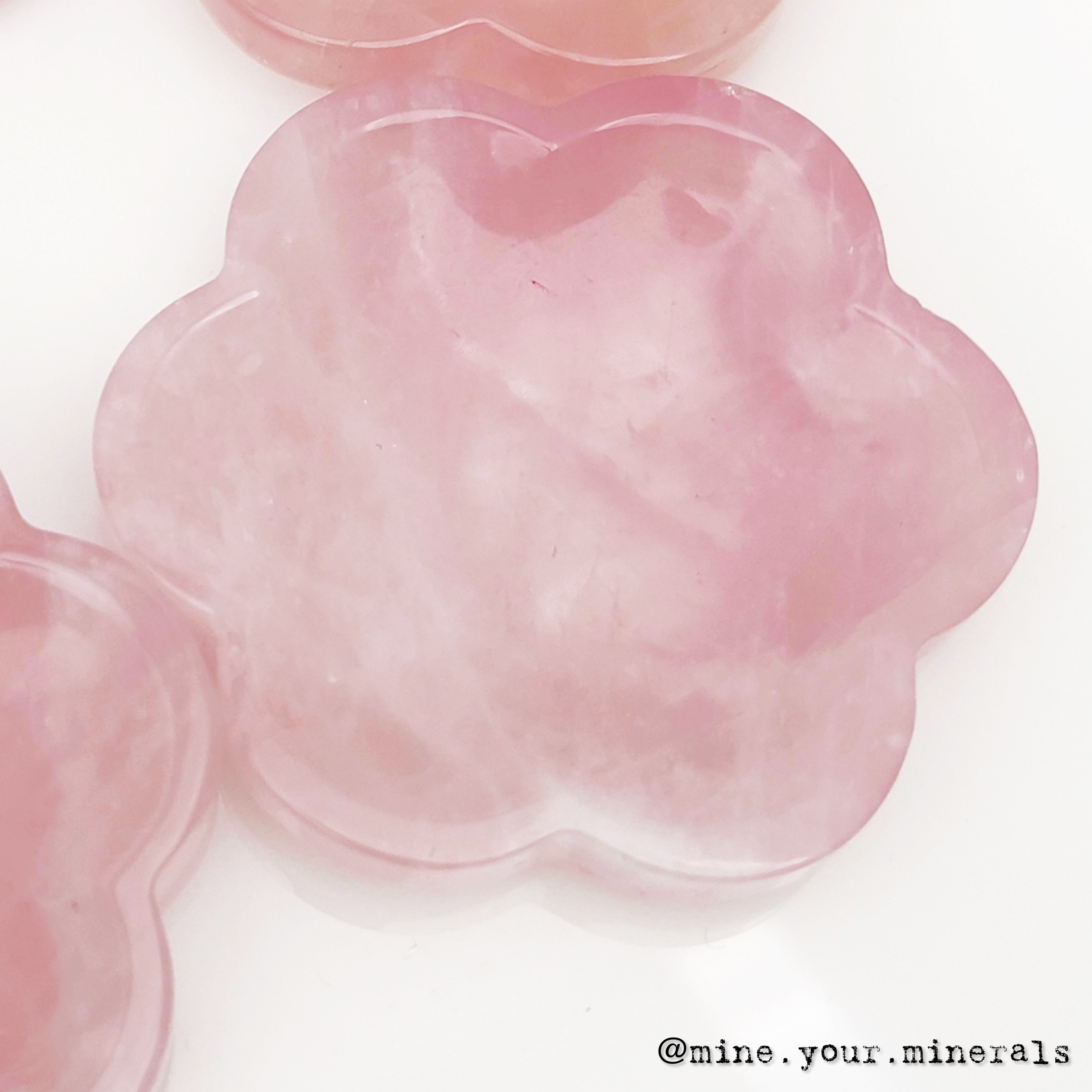 粉水晶花形碟