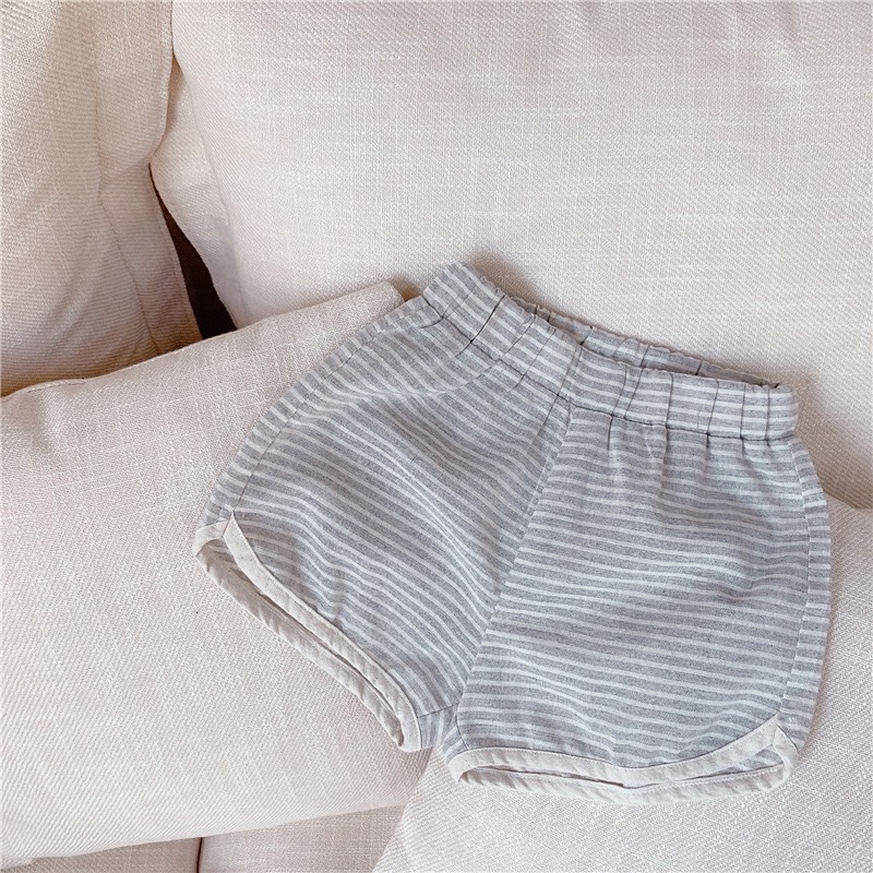 滾邊細條紋短褲