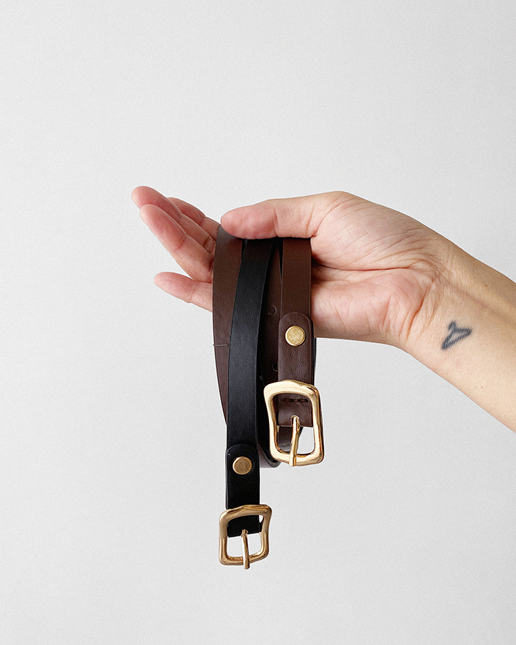 SC-126 金屬釦頭細腰帶