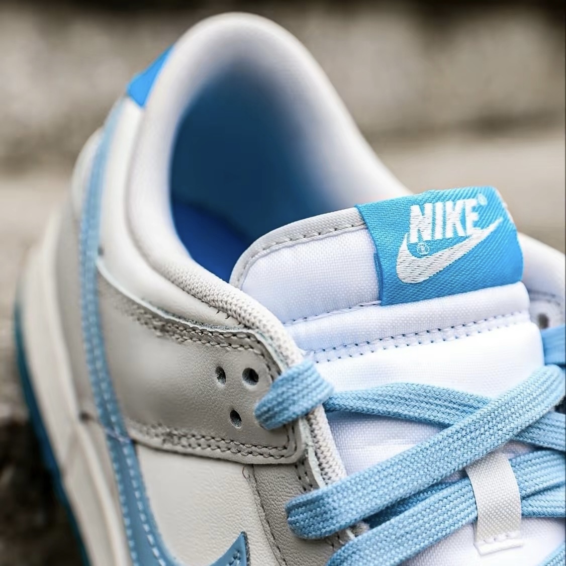 Nike Dunk Low “520 Summit White and Blue Foam" FN3433-141【預購商品】