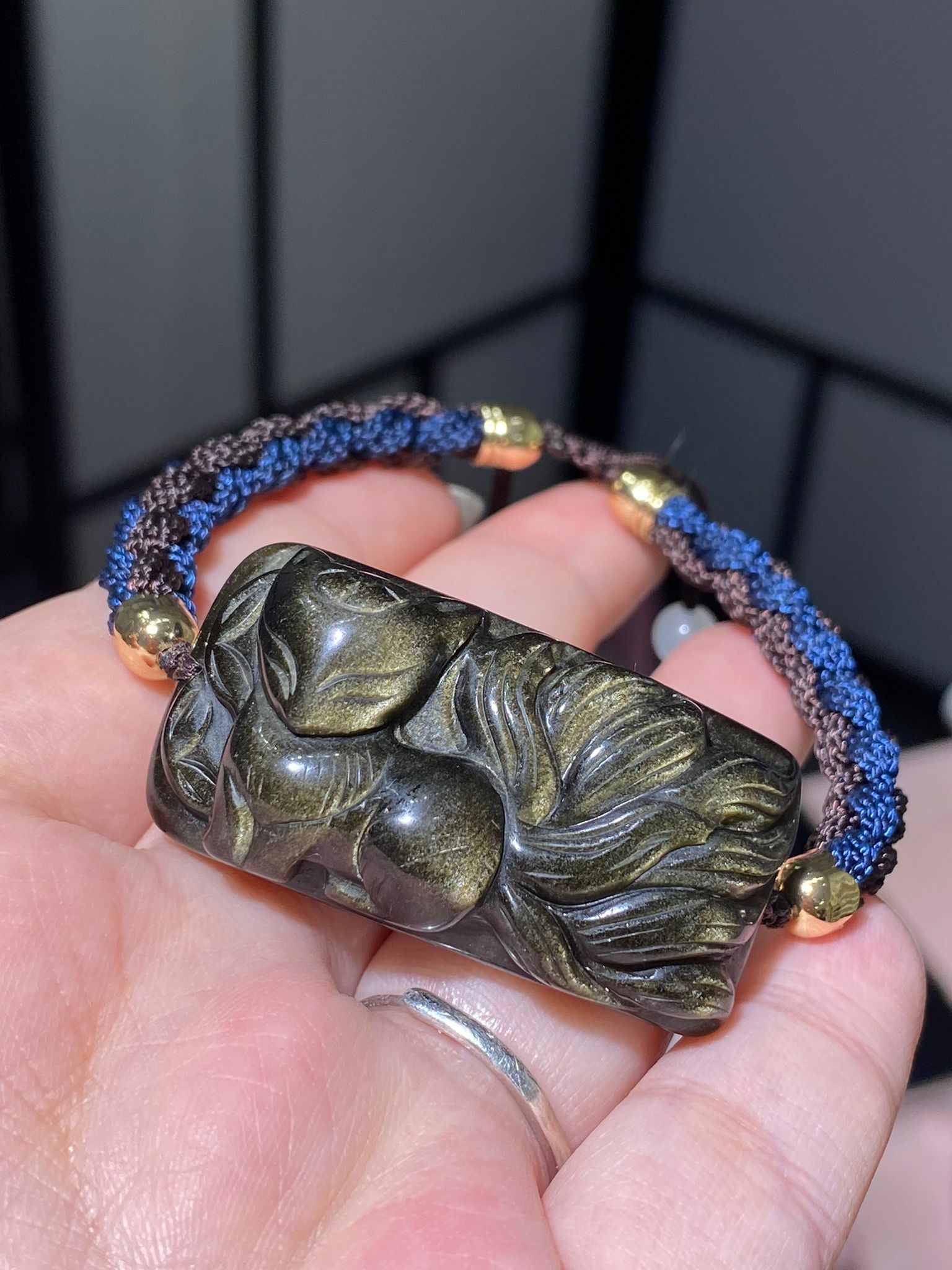 金曜石九尾狐手繩