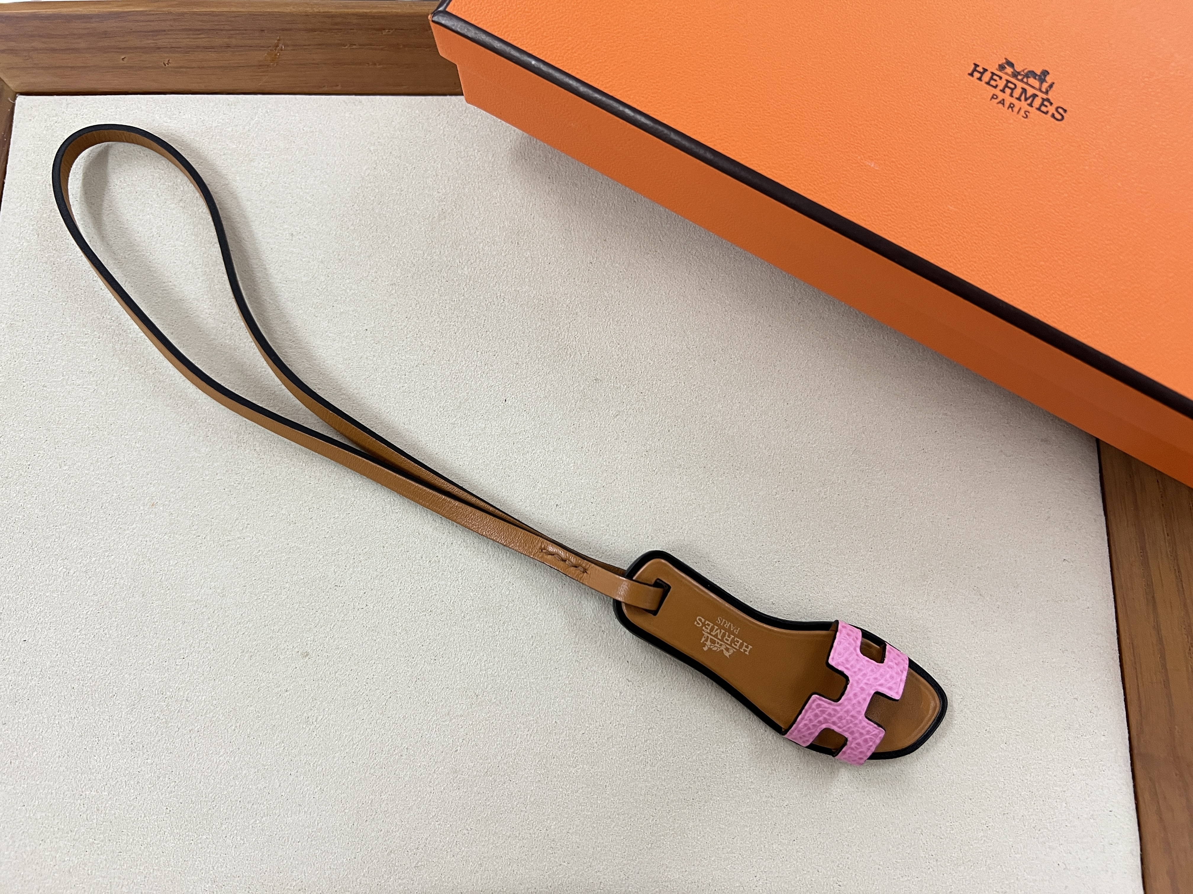 Hermes Oran Nano charm 拖鞋掛飾