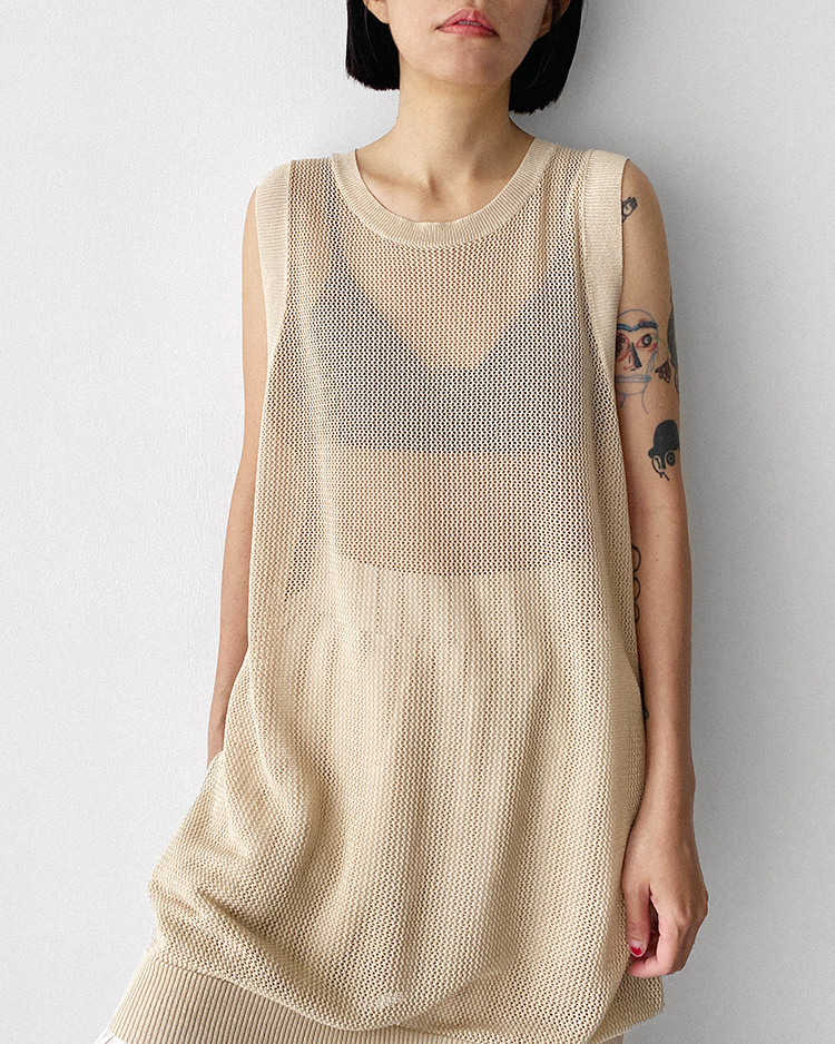 MFD-2311 鏤空勾織長上衣 ᴋʜᴀᴋɪ