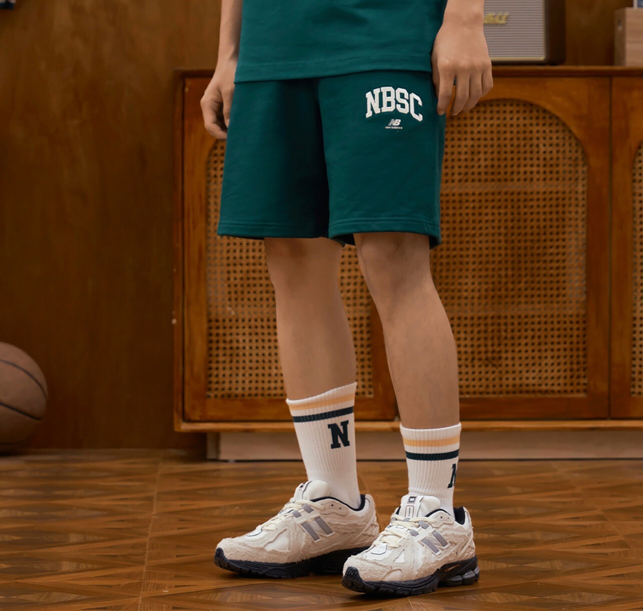 代購 New Balance 1906D "urbancore" 戶外 跑步鞋 休閒鞋 米白 MAY-