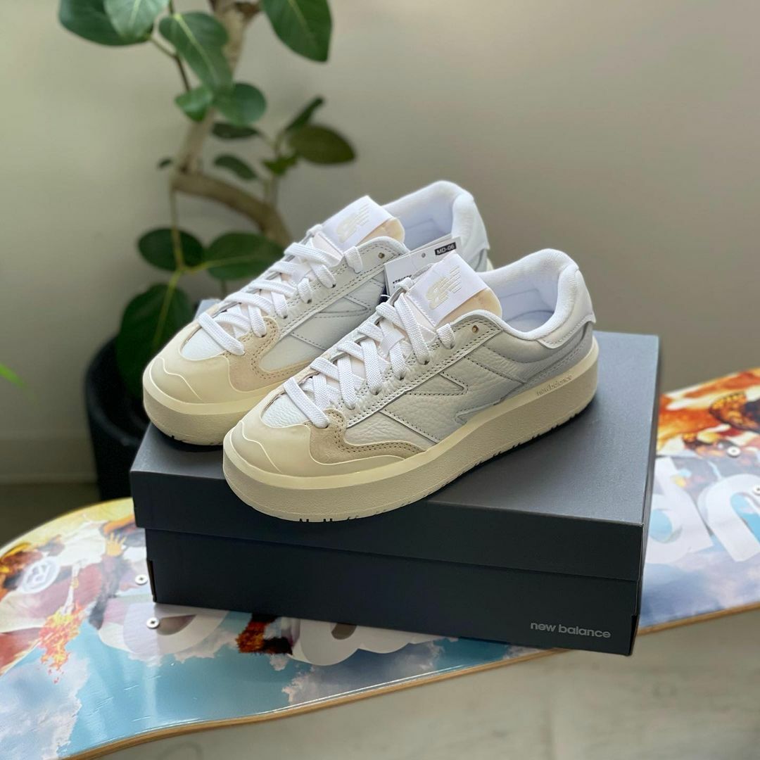 New Balance 302 白色 奶油白 白鞋 IU 李知恩同款 增高 厚底 CT302OB